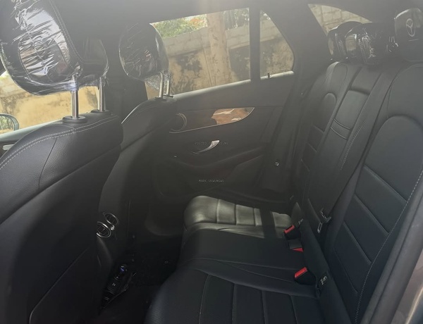 Foreign Used  Mercedes-Benz GLC300 2017– Priced to Sell Fast