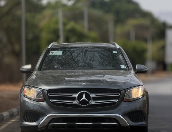 Foreign Used  Mercedes-Benz GLC300 2017– Priced to Sell Fast