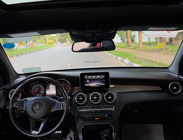  Mercedes-Benz GLC43 Coupe (2019)  Foreign Used  – Full Option AMG SUV