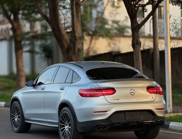  Mercedes-Benz GLC43 Coupe (2019)  Foreign Used  – Full Option AMG SUV