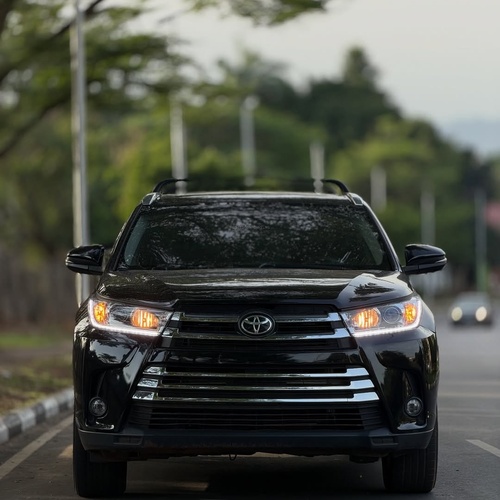 Foreign Used Toyota Highlander XLE 2015 – Priced to Sell Fast