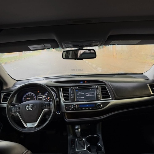 Foreign Used Toyota Highlander XLE 2015 – Priced to Sell Fast