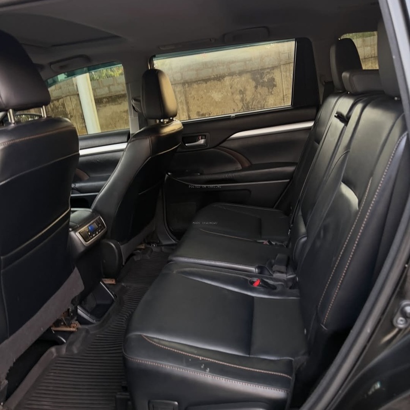 Foreign Used Toyota Highlander XLE 2015 – Priced to Sell Fast image