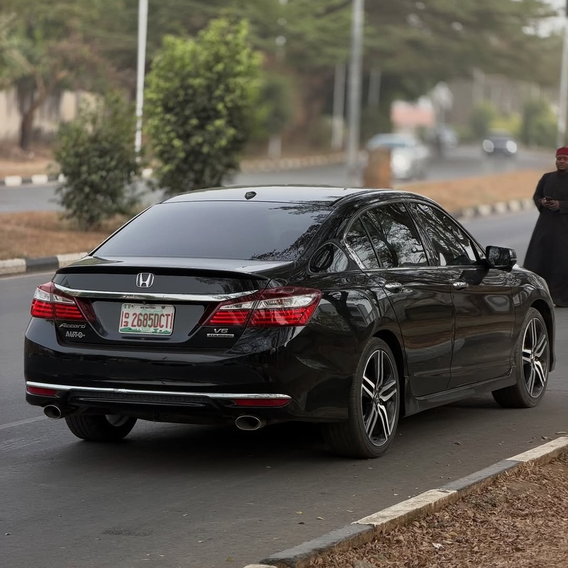 Foreign Used Honda Accord 2016 for Sale in Abuja image