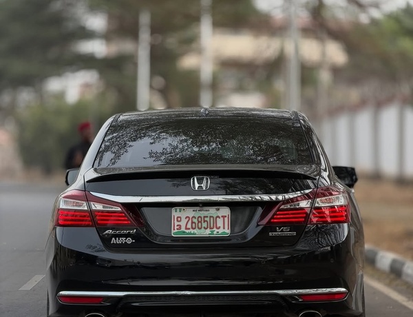 Foreign Used Honda Accord 2016 for Sale in Abuja