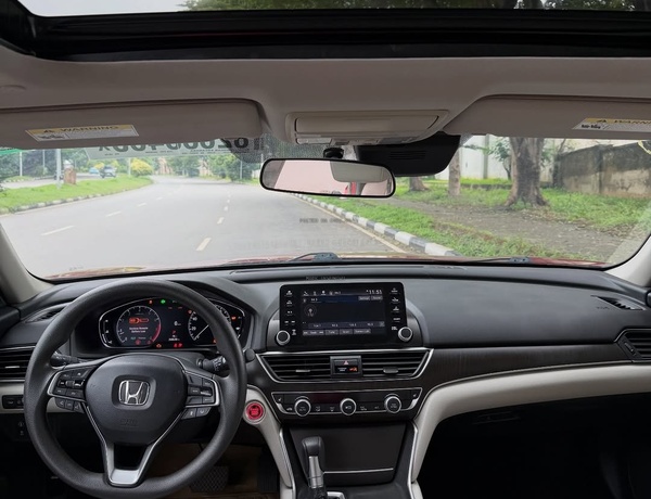 Foreign Used Honda Accord 2018– Super Clean & Reliable