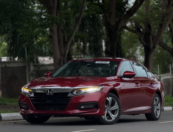Foreign Used Honda Accord 2018– Super Clean & Reliable