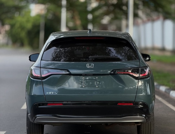 2025 HONDA HR-V – FOREIGN USED | MODERN LUXURY COMPACT SUV 