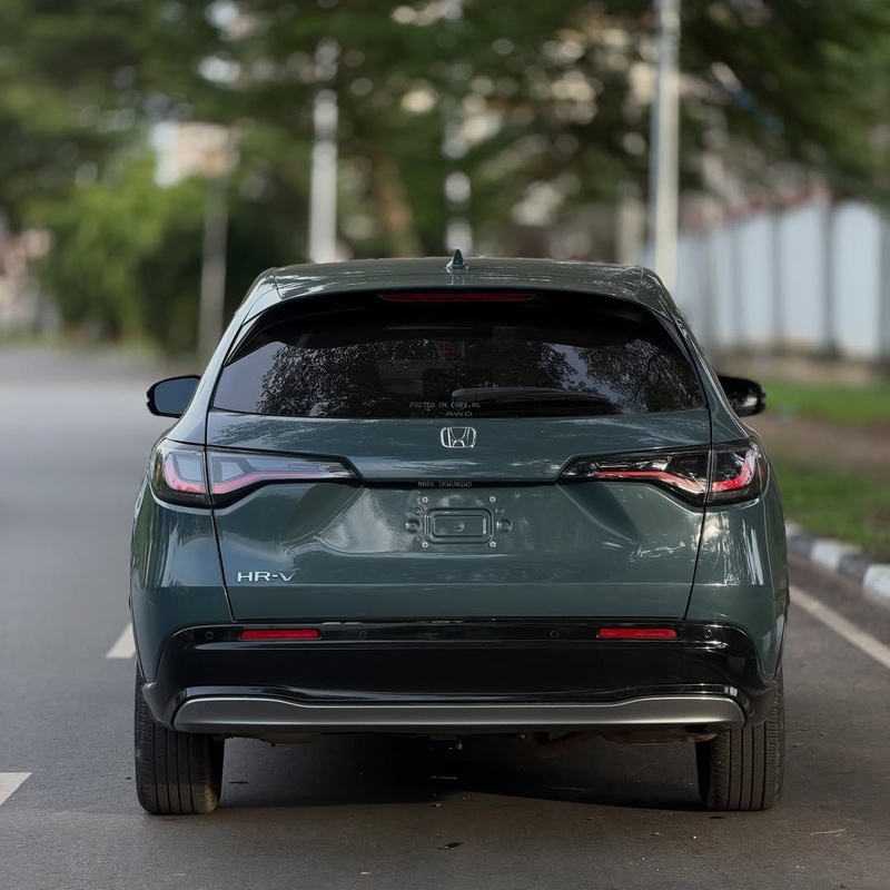 2025 HONDA HR-V – FOREIGN USED | MODERN LUXURY COMPACT SUV  image