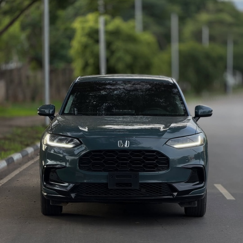 2025 HONDA HR-V – FOREIGN USED | MODERN LUXURY COMPACT SUV  image