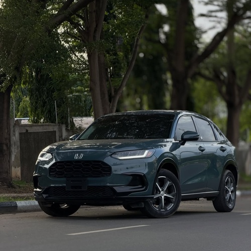 2025 HONDA HR-V – FOREIGN USED | MODERN LUXURY COMPACT SUV 