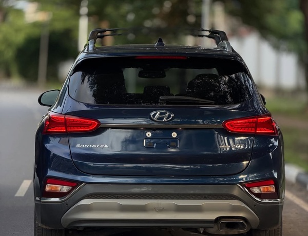 Foreign Used HYUNDAI SANTA FE 2020 FOR SALE – Clean, Sharp & Buy and Drive