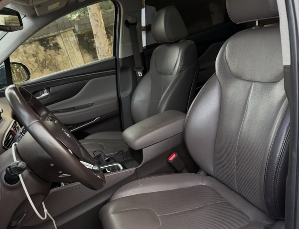 Foreign Used HYUNDAI SANTA FE 2020 FOR SALE – Clean, Sharp & Buy and Drive