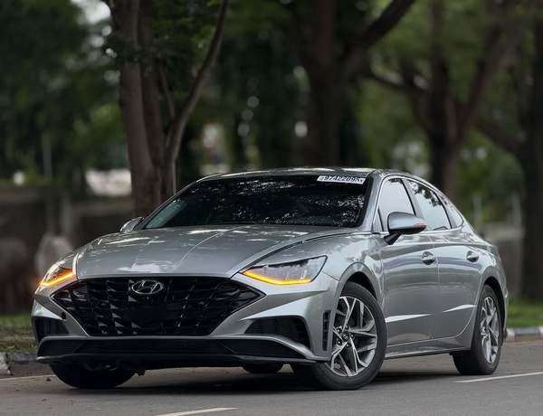 FOREIGN USED 2020 HYUNDAI SONATA FOR SALE