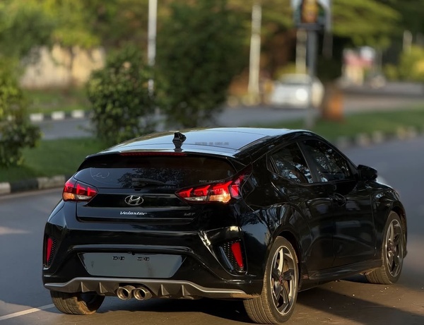 2020 HYUNDAI VELOSTER – FOREIGN USED | SPORT COUPE HATCHBACK 