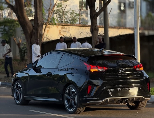 2020 HYUNDAI VELOSTER – FOREIGN USED | SPORT COUPE HATCHBACK 