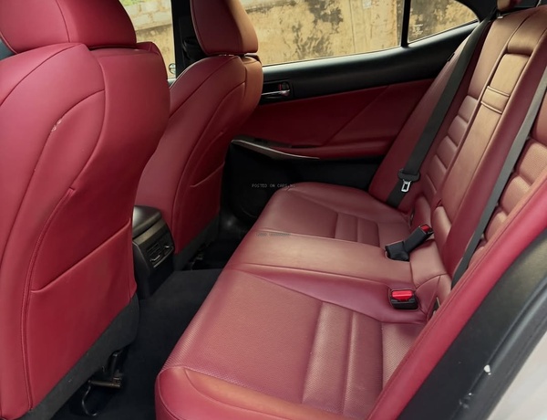 Foreign Used 2016 Lexus IS300 for Sale In Abuja