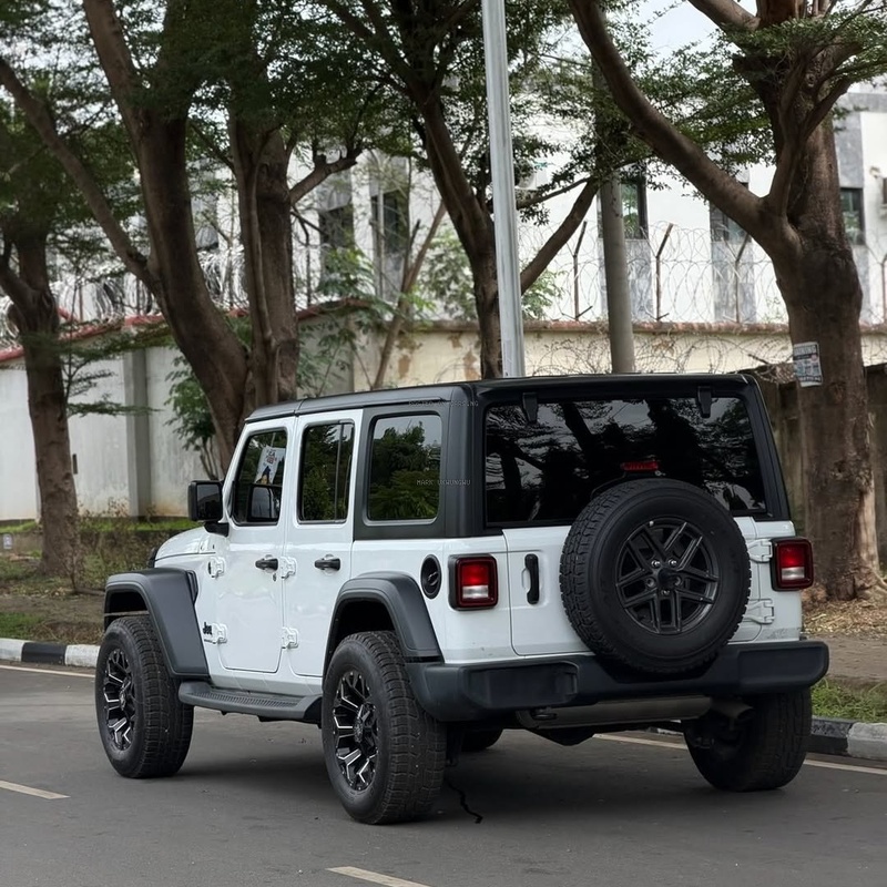 2025 JEEP WRANGLER – FOREIGN USED | OFF-ROAD LUXURY SUV image