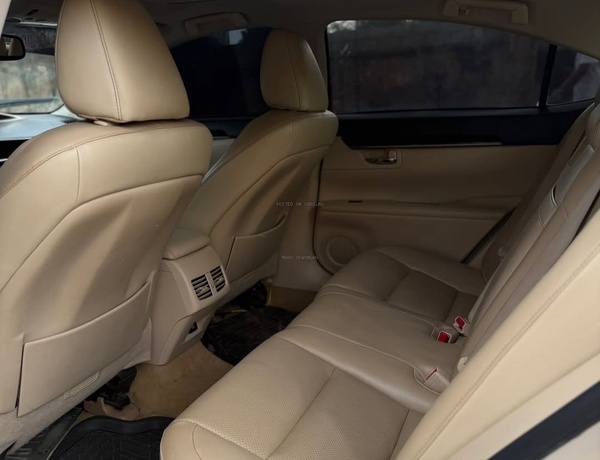 Foreign Used Lexus ES350 2013 for Sale In Abuja