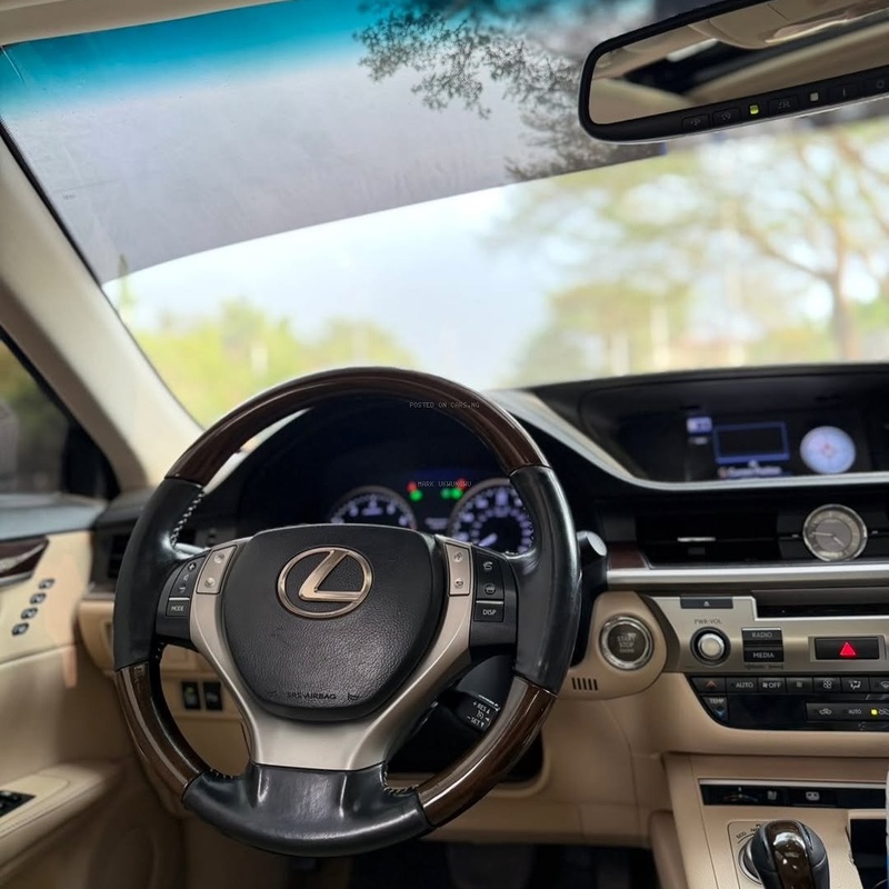 Foreign Used Lexus ES350 2013 for Sale In Abuja image