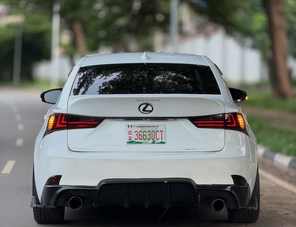 Foreign Used LEXUS IS250 2014 FOR SALE