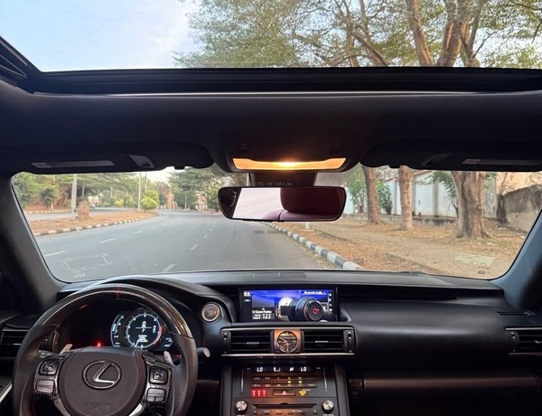 Foreign Used Lexus IS300 F-Sport 2017 for Sale in Abuja
