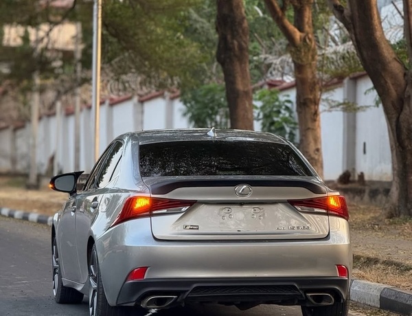 Foreign Used Lexus IS300 F-Sport 2017 for Sale in Abuja