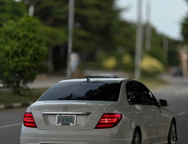 Foreign Used MERCEDES-BENZ C300 2013 FOR SALE 2013 – Clean, Sharp & Buy and Drive