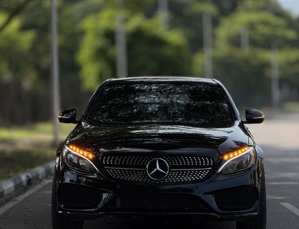 Foreign Used Mercedes-Benz C43 AMG 2018 – Super Clean & Fast