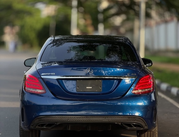 Foreign Used Mercedes-Benz C43 AMG 2017 – Super Clean & Ready