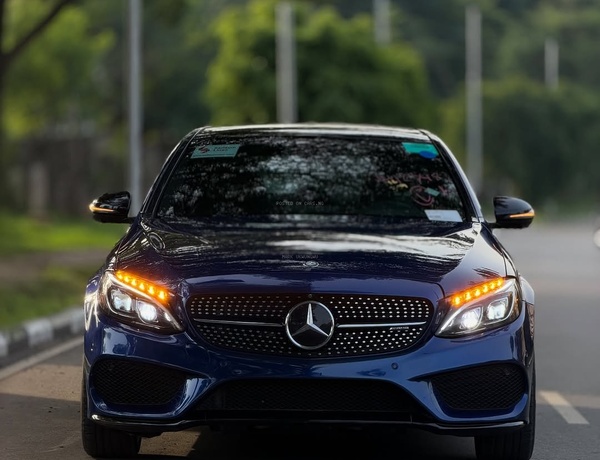 Foreign Used Mercedes-Benz C43 AMG 2017 – Super Clean & Ready