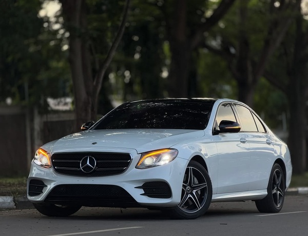 MERCEDES-BENZ E400 2018 FOR SALE