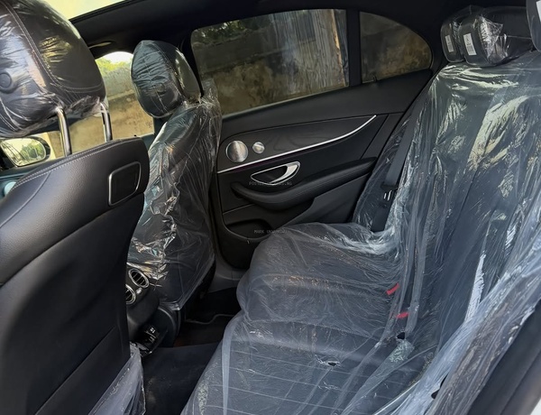 MERCEDES-BENZ E400 2018 FOR SALE