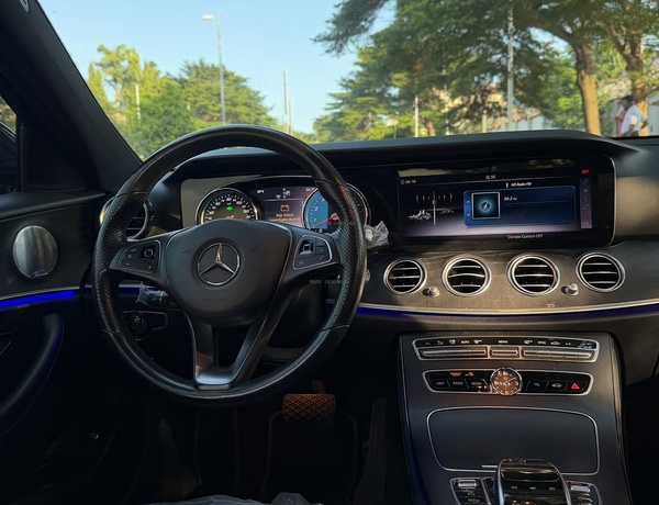 MERCEDES-BENZ E400 2018 FOR SALE
