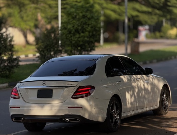MERCEDES-BENZ E400 2018 FOR SALE