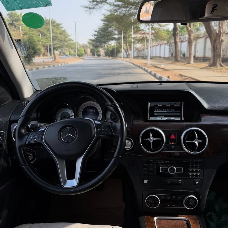 Foreign Used Mercedes-Benz GLK350 2015 for Sale In Abuja image