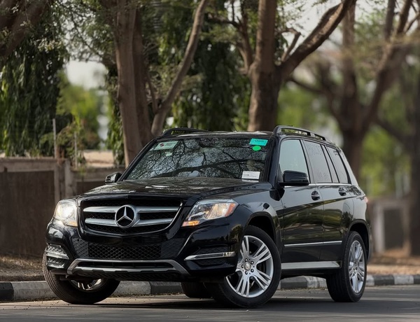 Foreign Used Mercedes-Benz GLK350 2015 for Sale In Abuja