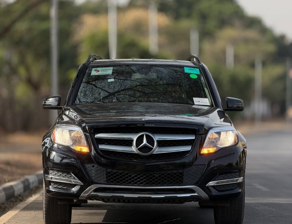Foreign Used Mercedes-Benz GLK350 2015 for Sale In Abuja