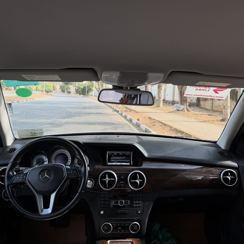 Foreign Used Mercedes-Benz GLK350 2015 for Sale In Abuja image