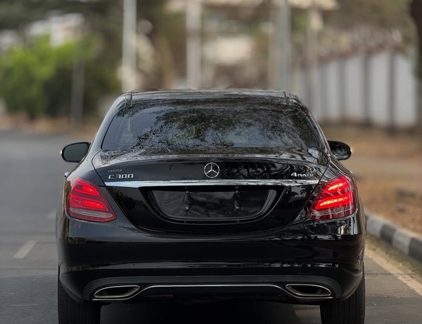 FOREIGN USED Mercedes Benz C300 2015– Elegant, Powerful & Reliable