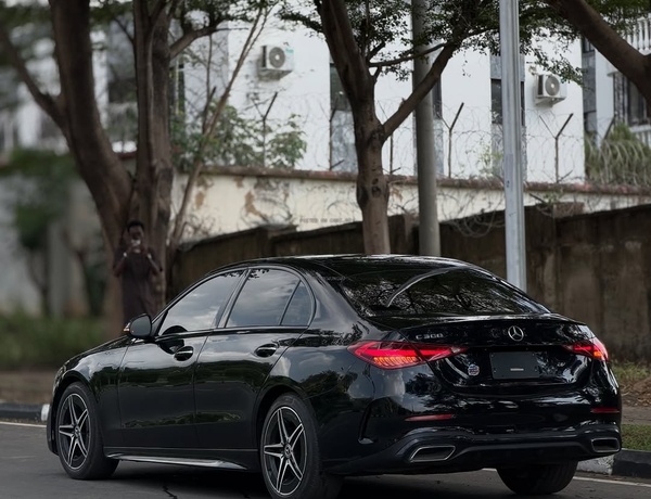 2023 MERCEDES-BENZ C300 – FOREIGN USED | MODERN LUXURY EXECUTIVE SEDAN