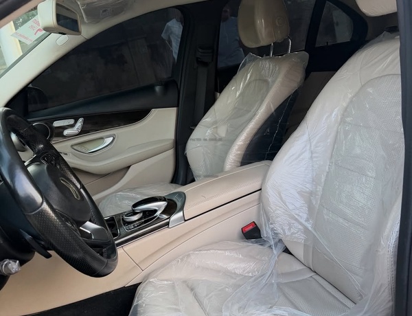 2015 MERCEDES-BENZ C300 – FOREIGN USED | CLEAN LUXURY SEDAN