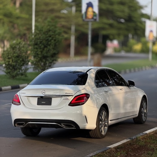2015 MERCEDES-BENZ C300 – FOREIGN USED | CLEAN LUXURY SEDAN