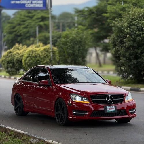Foreign Used Mercedes Benz C350 2013 – Super Clean Luxury Sedan