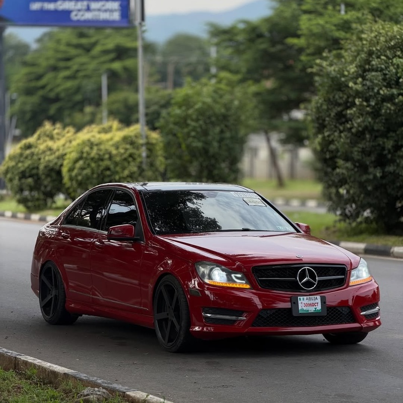 Foreign Used Mercedes Benz C350 2013 – Super Clean Luxury Sedan image
