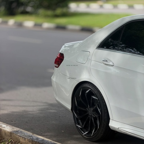 Foreign Used Mercedes Benz E350 2014– Super Clean Executive Sedan