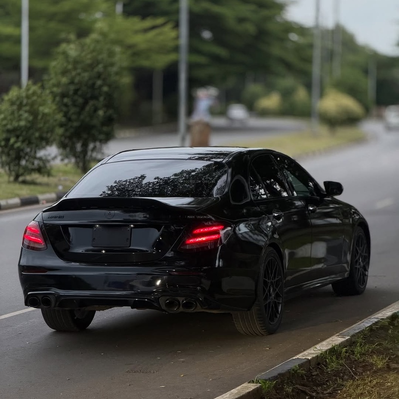 Foreign Used Mercedes E43 AMG 2017 – Super Clean Luxury Sedan image