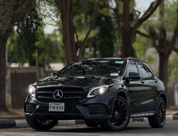 FOREIGN USED MERCEDES GLA250 2018– SUPER CLEAN, BUY & DRIVE