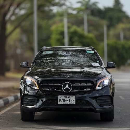 FOREIGN USED MERCEDES GLA250 2018– SUPER CLEAN, BUY & DRIVE