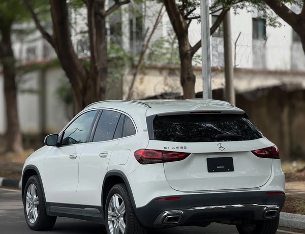 Foreign Used Mercedes GLA250 For Sale In Abuja– Super Clean, Buy & Drive